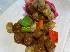 火龙果牛柳粒-多多旺港式茶餐厅(新区店)