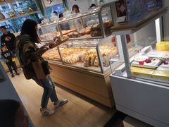 面包甜点陈列柜-好利来(红牌楼店)