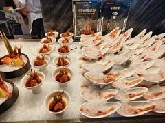 -雍容荟活波龙自助餐(IFS黑金店)