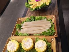 -尚尚仙·酸汤猪手·猪肚鸡火锅(华联万柳购物中心店)