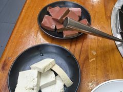 -曹丞相·地锅鸡·地锅鱼(武林店)