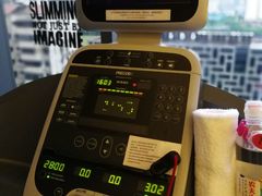 -广州天河希尔顿酒店