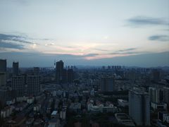 -湖景知味西餐厅•自助餐• 轻食(南京金茂威斯汀大酒店)