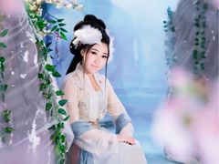 -九月鹰飞汉服摄影工作室