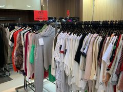 -广州周大福金融中心