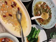 -港丽餐厅(高德置地店)