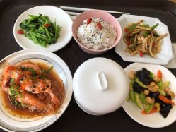 -月之旅·尊 高端月子会所(科馨别墅一店)