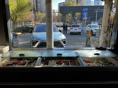 -万记麻辣烫国展总店
