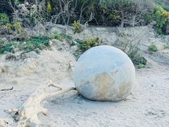 -摩拉基大圆石