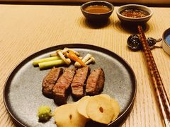 -丽思卡尔顿·炙焰·铁板烧餐厅