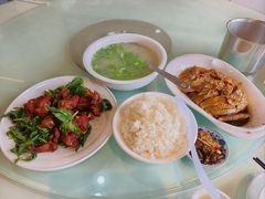 -瑞丰园庭院餐厅·白族传统家常菜