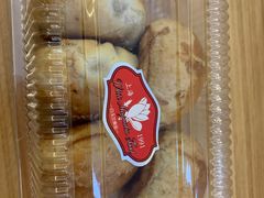 -白玉兰食品甜凤店(合生汇店)