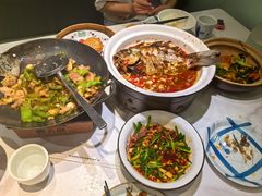 -费大厨辣椒炒肉(高铁吾悦广场店)
