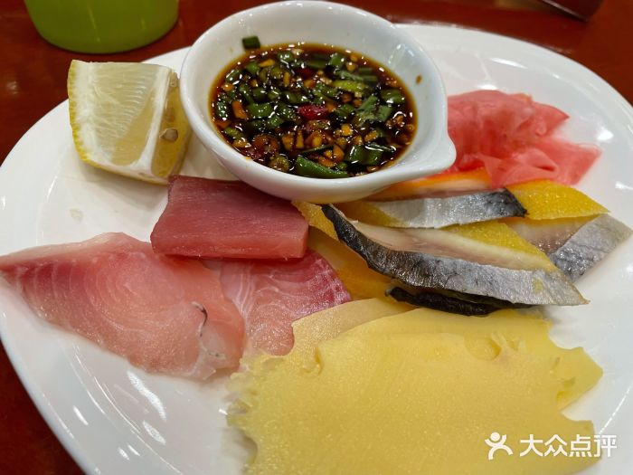 世纪金源大饭店·金源自助餐厅海鲜生鱼片图片
