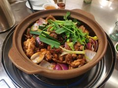 -胡须佬鸡煲四季火锅店(石厦西村直营店)