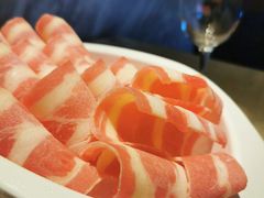 -海上明月海鲜火锅 鲜切牛肉