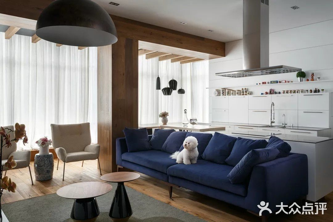 今日分享[礼花]客厅采光太差？把移门换一换  