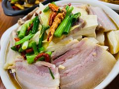 -胡子饮食店