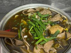 -铁锅哥米线