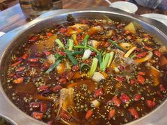 -乡土特色.冷锅鱼.牦牛肉汤锅