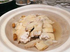 砂锅五指毛桃沙虫鸡-炳胜品味(海印总店)