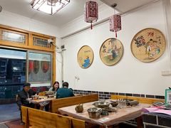 大堂-古城苗家土菜馆(河景餐厅店)