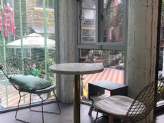 -有猫主题·治愈系猫咖(曾厝垵店)