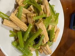 -三居鲁味坊黄焖鸡(山大路店)