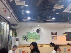 -老何家后安粉·糟粕醋海鲜火锅(三亚湾椰梦长廊店)