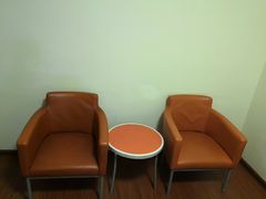 -莫泰酒店(上海虹桥北新泾地铁站天山路店)