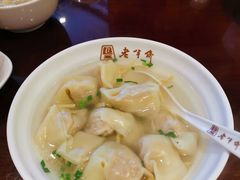 刀鱼馄饨-老半斋(福州路店)