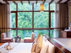 -中铁花水湾温泉酒店(大邑店)