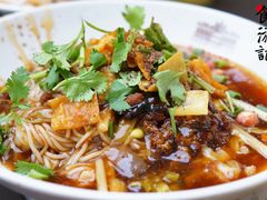 -海口骑楼小吃街