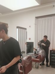 -侨治发型