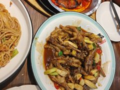 -民间瓦缸煨汤館(嵩山路店)
