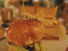 特制牛肉汉堡-EN SPACE恩空间