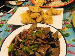 -闯关东东北农家菜(崂山石老人店)