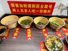 -柳州肥姨妈大骨螺蛳粉(曹路店)