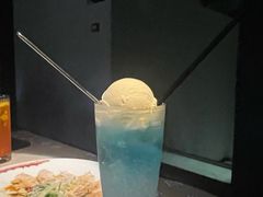 -穹六人间 people 6(岳阳路店)