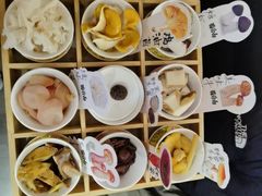 -菌自由丨野生菌火锅特色庭院餐厅(丽江古城店)