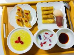 -臻爱住家月嫂育儿嫂(万达店)