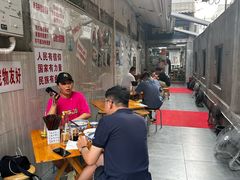 -沪西老弄堂面馆(定西路店)