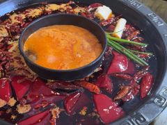 -黄潇洒老火锅(九眼桥宏济巷店)
