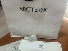 -ARC'TERYX始祖鸟(北京王府中环店)