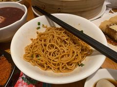 -诚铭记·虾仁汤包·成都小吃(融创店)