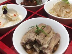 -品悦酒店(三林古镇店)