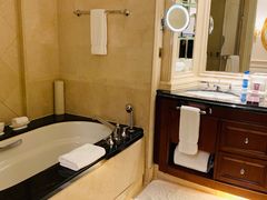 -广州富力丽思卡尔顿酒店