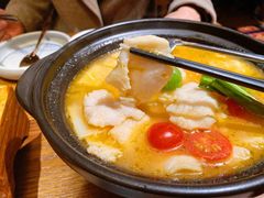 野果酸汤鱼-云海肴·汽锅鸡·云南菜(天山百盛优客店)