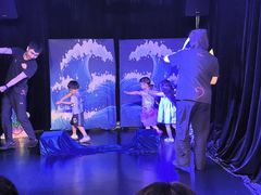 -猴有戏教育戏剧·音乐剧·主持口才·演讲朗诵辩论(环球港华师大校区)