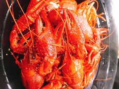 -虾弄弄海派小龙虾·牛羊蝎子火锅